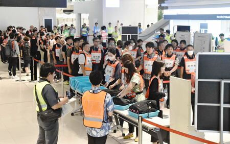 再）【沖縄】忍び寄る「戦争前夜」　取り沙汰される台湾有事　沖縄の離島住民の島外避難計画、沖縄戦の疎開と酷似